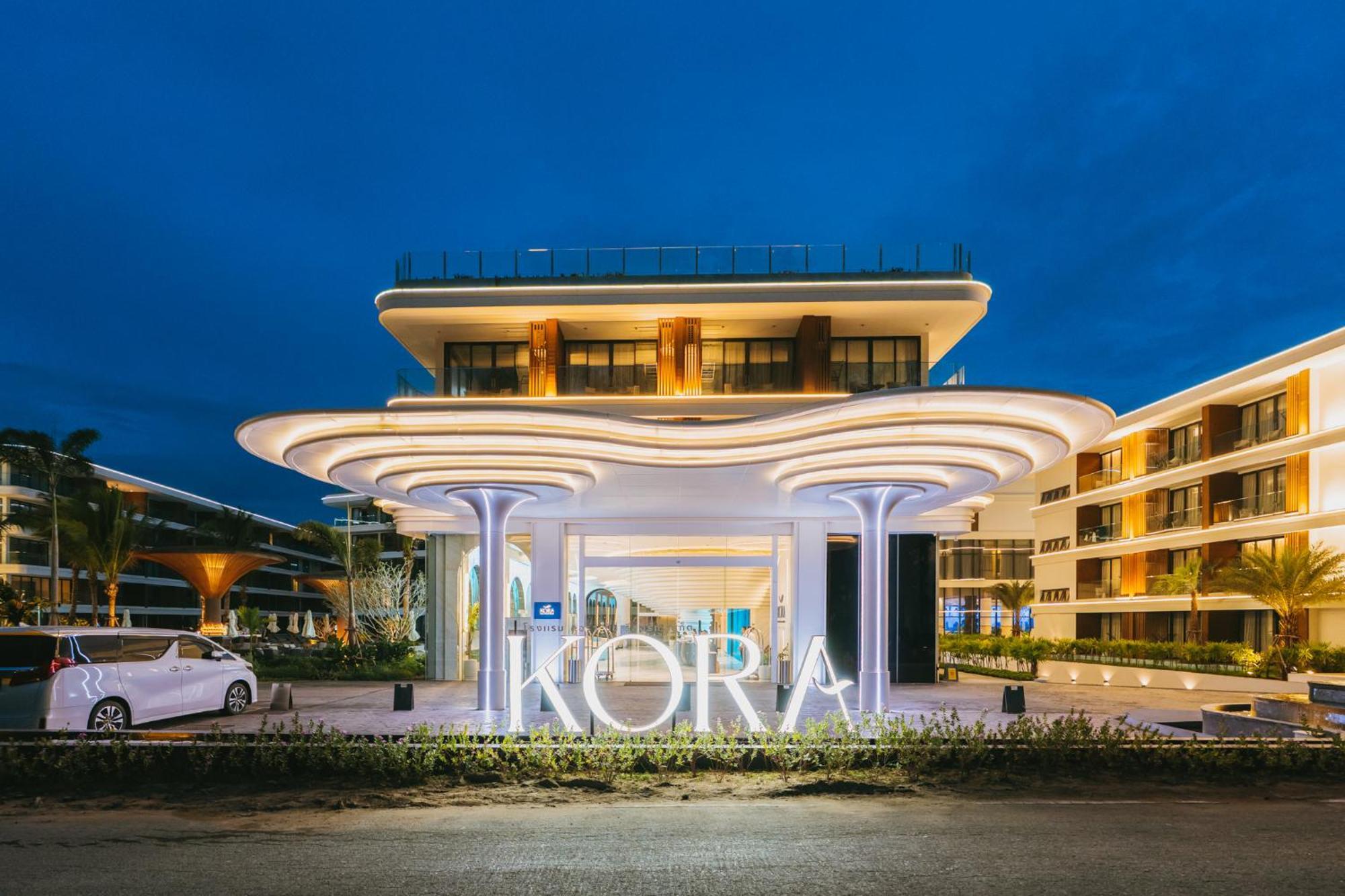 Kora Beach Resort Phuket Bang Tao Beach  Esterno foto